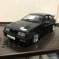 770 AUTOart 1/18 FORD ENGLAND SIERRA RS COSWORTH 1987 BLACK Ford Sierra RS