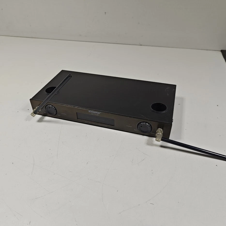 Shure BETA-89 Uhf Empfänger - Für Teile Oder Reparatur, Ungeprüft