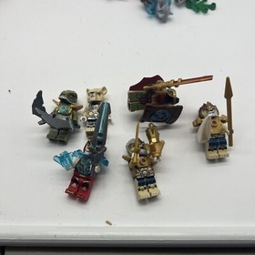 LEGO LEGENDS OF CHIMA: The Lion CHI Temple (70010) Read Plus Extra Mini figures