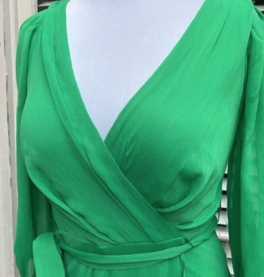 green emerald velvet dress Amazon.com: DKNY Be Delicious Eau de Parfum Perfume Spray For Women, Purse  Spray, Travel Spray, 0.5 Fl. Oz. : Beauty & Personal Care