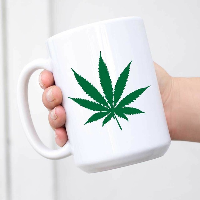 Weed Leaf Print 16oz Ceramic Mug Coffee Cup Mug // tea cup / weed cup