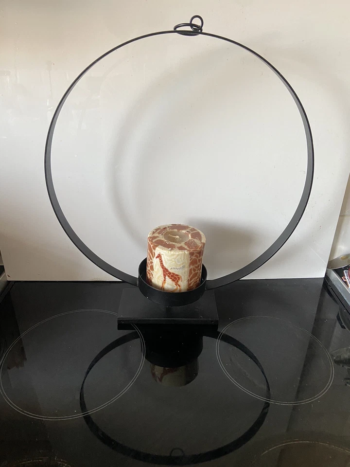 Wrought Metal Circle design pillar lantern 44 cm - Image 2 of 4