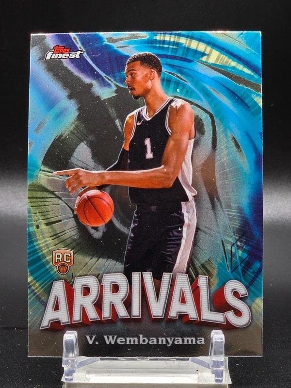 2023-24 Topps Finest - Arrivals Victor Wembanyama #A-6 (RC)