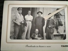 Senise Inizi 900'- Il Parroco Ed Alcuni Rappresentanti Ordine Pubblico Con...