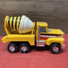 Vintage 1980s Nylint Cement Mixer Truck Yellow 8" Pressed Steel Very NICE