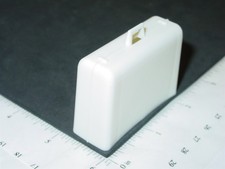 Tonka White Airport Tug Suitcase/Luggage Replacement Toy Part TKP-161W