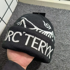 Arc'teryx Toque Beanie Orca Black NWT   Winter Wool Hat Unisex   Xmas Sale 2025