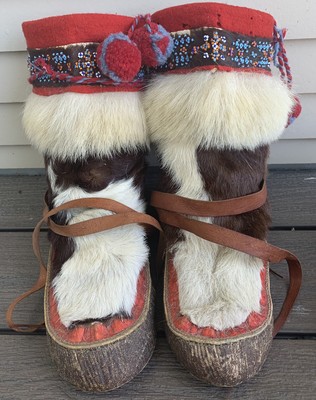 Vtg Antique INUIT Eskimo MUKLUKS Fur 