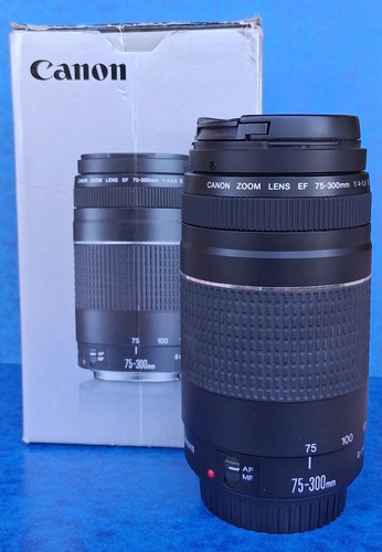 CANON EF 75/300 4/5,6 III ZOOM . Sehr guter Zustand. Wie neu.