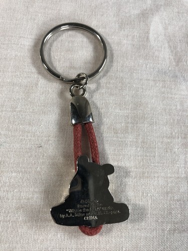 Disney Winnie the Pooh Bear Keychain Holder + Piglet Chain Key Attachment - Picture 7 of 15