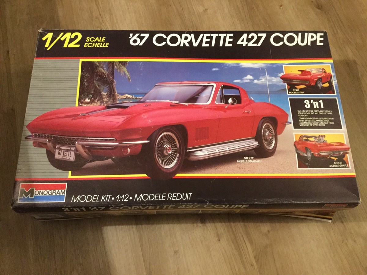 Monogram 1967 Chevrolet C3 Corvette 427 Coupe 3 in 1 kit# 2801 1