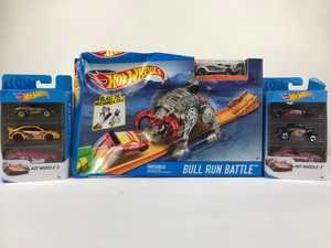 hot wheels bull run battle