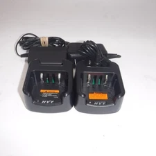 LOT OF 2 OEM HYT RAPID RATE SINGLE UNIT CHARGER TC508 TC518 TC580 CH1019 T13 D13