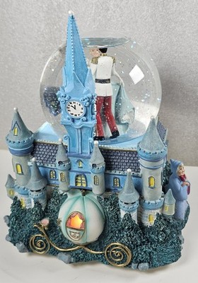 Disney Cinderella Castle Lights Snowglobe Music Dream Is A Wish Your Heart Makes