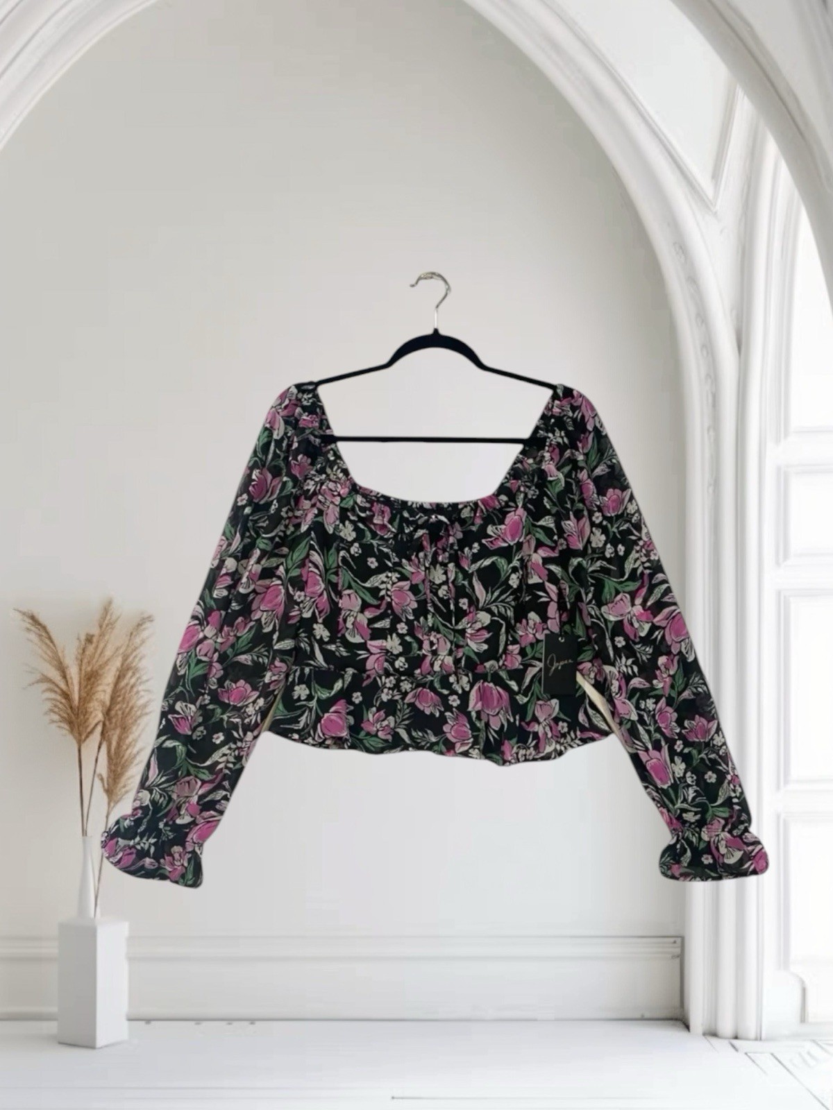 Japna Floral Peplum Crop Top Women’s Size Large Ruffle Tie Neck Boho Chic NWT