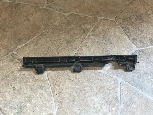 BMW 7 F01, F02 Kotflügelhalter vorne links 7046351 4.40 21577684