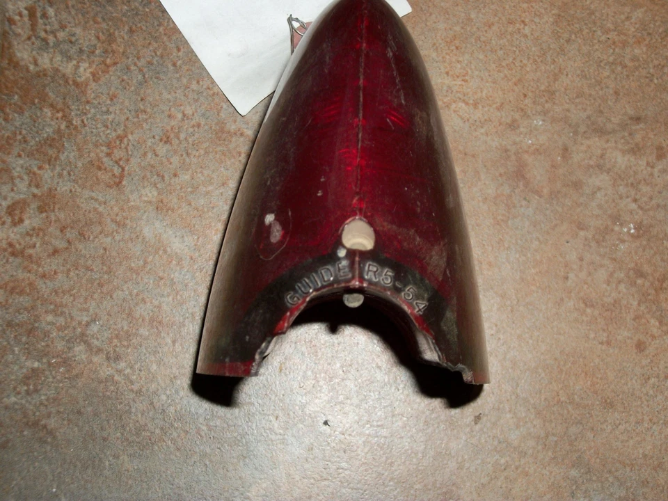 Cadillac Serie 62 1954 1955 exterior luz trasera lente cubierta moldura pieza Foto 3 de 4