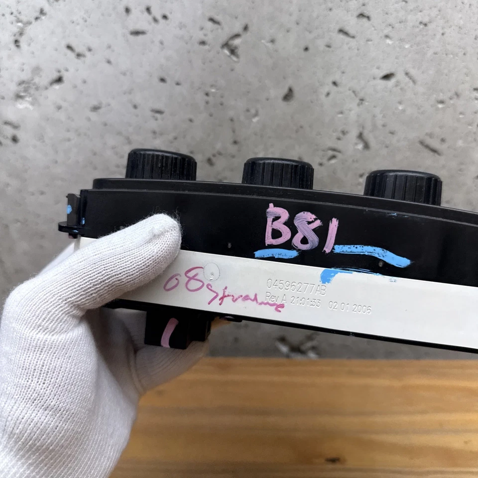 01-06 Sebring/Stratus: A/C, Aquecedor, Temperatura, Clima, Controle, Módulo, AC - Imagem 3 de 4