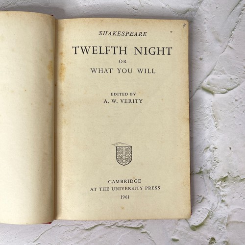Vintage 1961 Twelfth Night Shakespeare Book Pitt Press A W Verity Cambridge - Picture 8 of 16