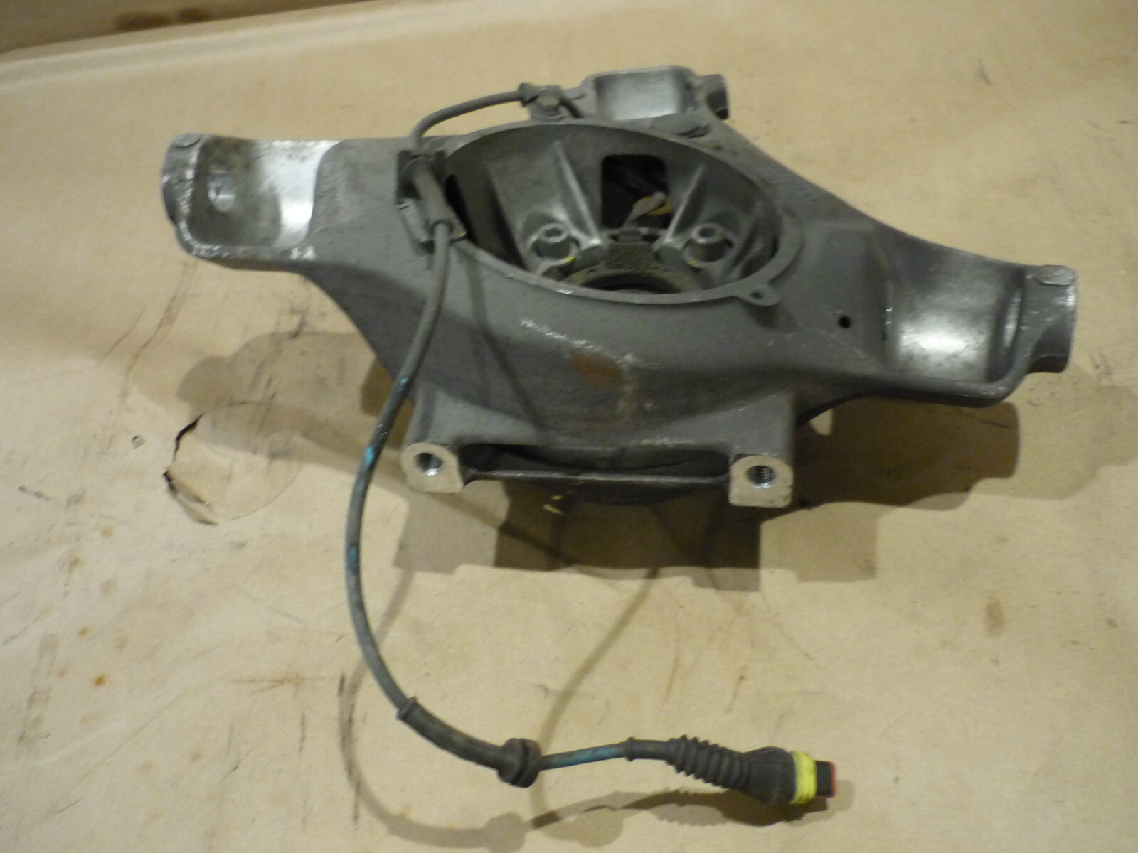 Ferrari 360 / 430 - RH  Rear Hub Holder / Stub Axle -  P/N 179330