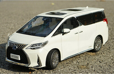 KengFai 1/18 Scale LEXUS LM300H White RHD Diecast Car Model Toy