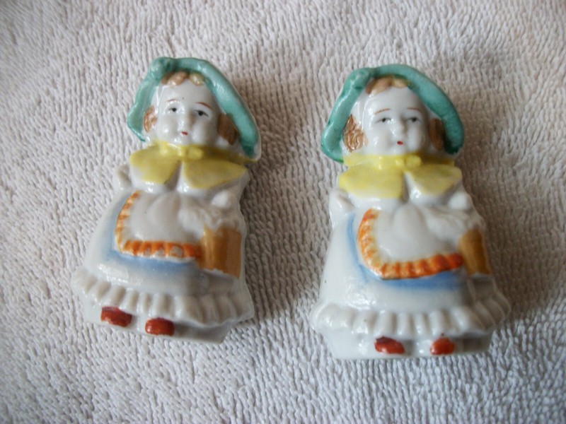 Two Vintage Small Women Figurines - Made in Japan - 2 1/2" Tall