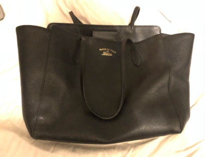 GUCCI swing tote pebbled leather medium bag Magnetic closure Black