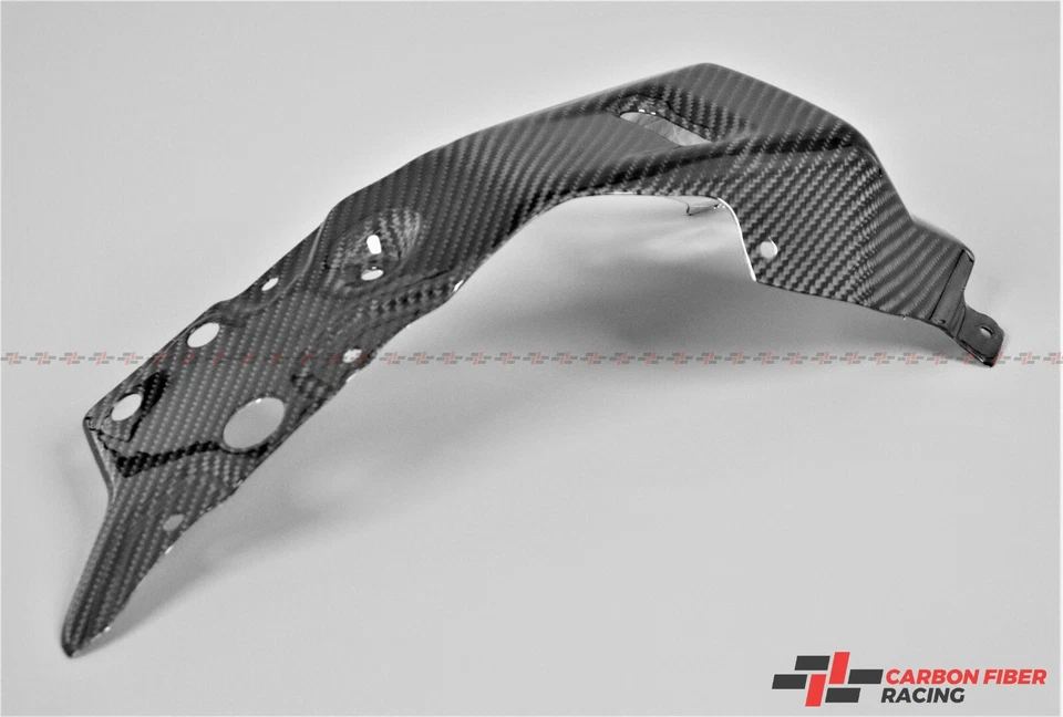 Ducati Multistrada 1200S 2016 Belly Pan - 100 % fibra de carbono Foto 4 de 4