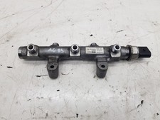 2015 AUDI A6 C7 3.0 TDi DIESEL FUEL INJECTION RAIL OEM 059130089CS