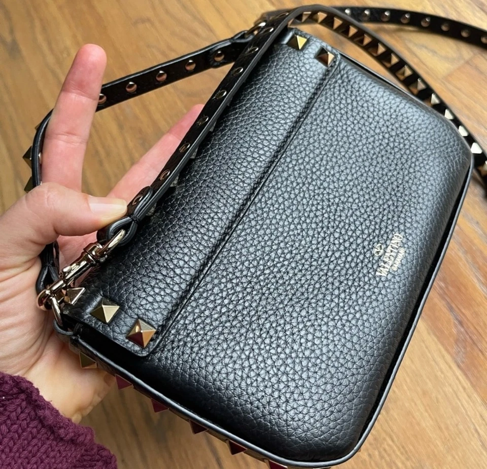 NEW VALENTINO GARAVANI ROCKSTUD LEATHER MINI CROSSBODY BAG PURSE AUTHENTIC NWT - Image 4 of 4