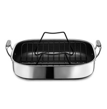 HexClad Hybrid Non-Stick Christmas Turkey Roasting Pan with Rack. 