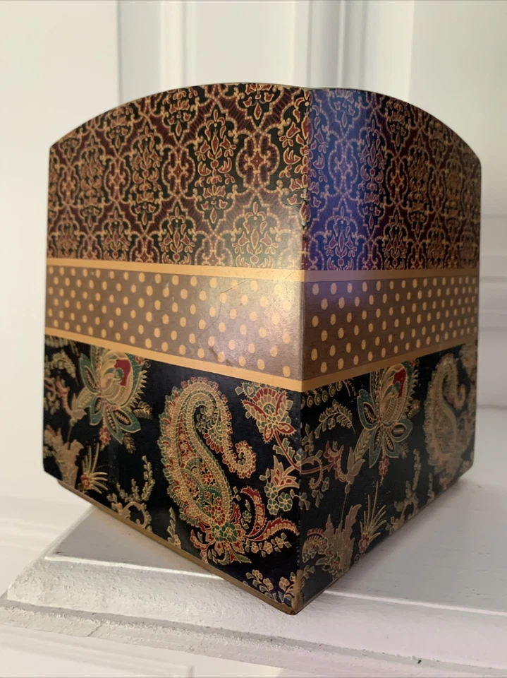 Waverly-Wellington-Black & Cream Floral Toile-Tissue Box Holder-Discontinued!  Foto 4 de 4