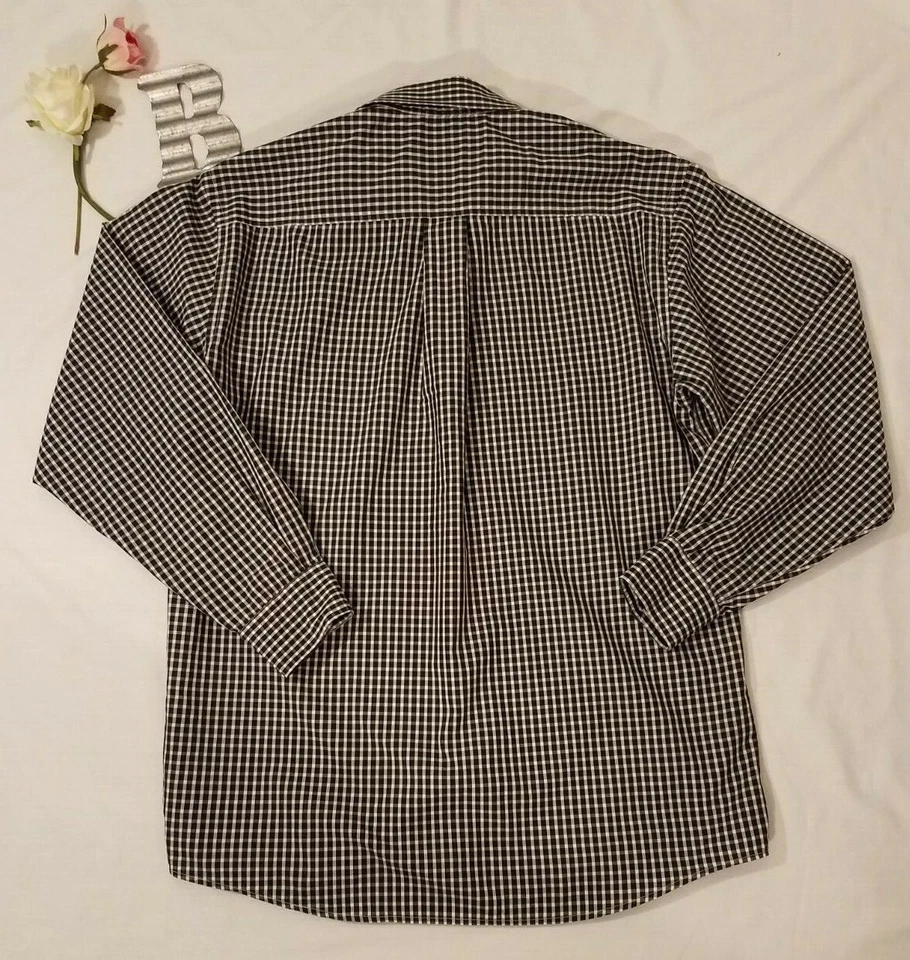 Talbots Men's Sz. M Black & White Gingham Button Up Collared Long Sleeve Shirt - Image 4 of 4