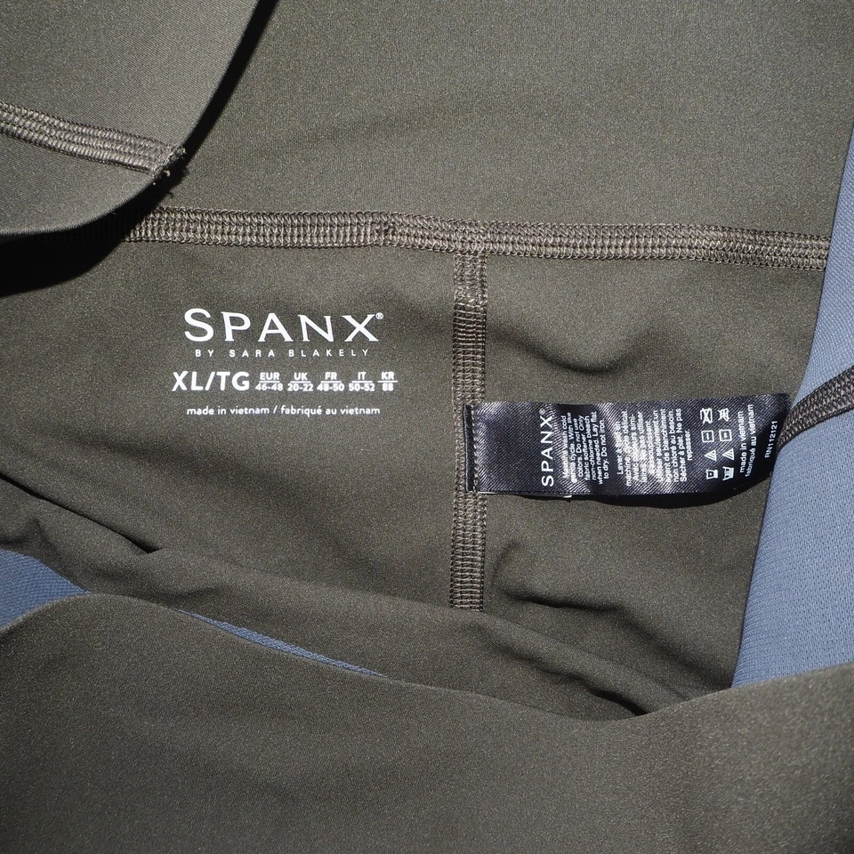 Leggings de entrenamiento Spanx by Sara Blakely tiro alto conteoure verde militar para mujer XL Foto 3 de 4