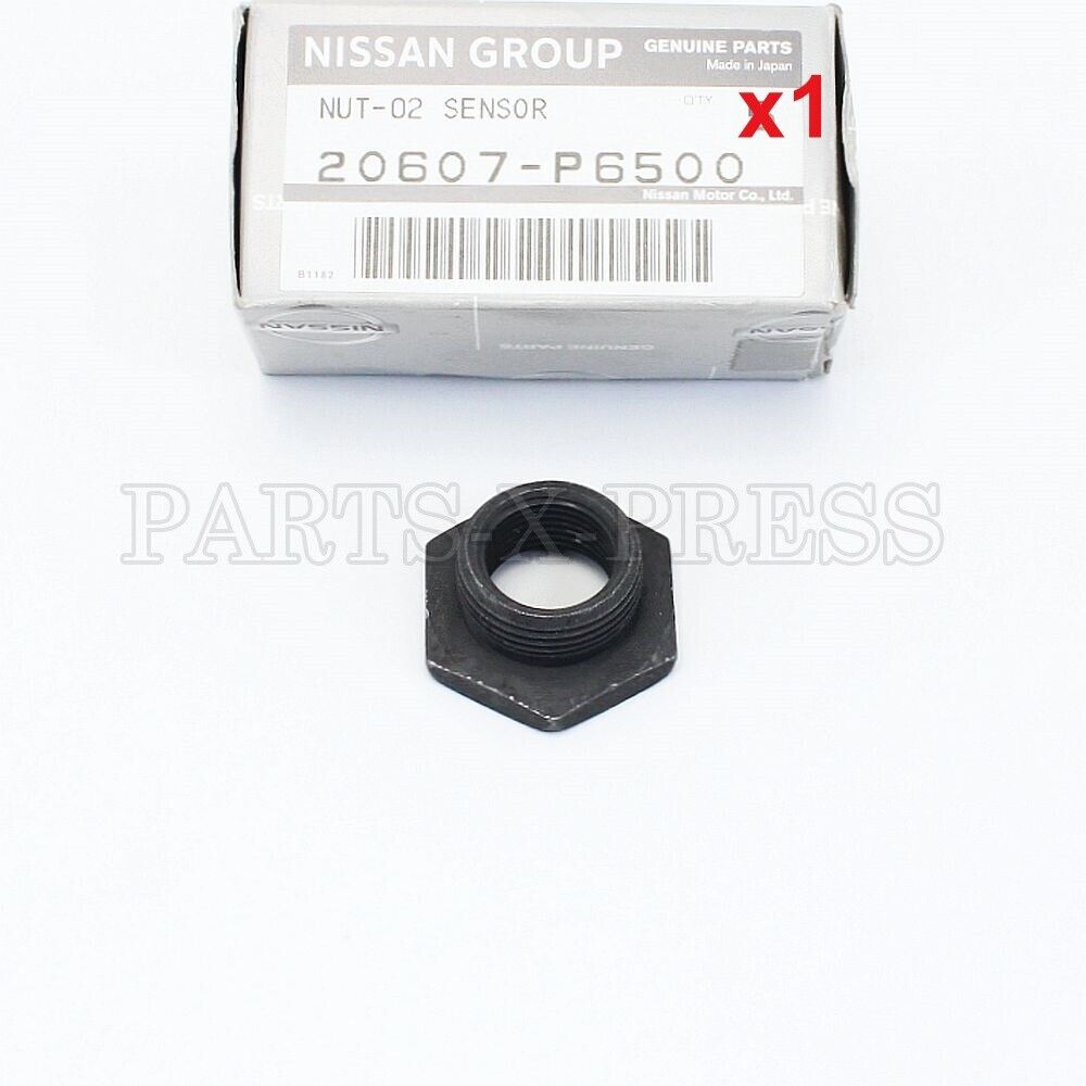 GENUINE OEM NISSAN SENTRA ALTIMA INFINITI OXYGEN SENSOR ADAPTER NUT  20607-P6500