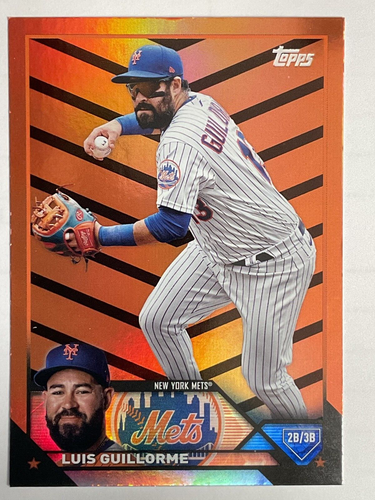 2023 Topps # US121 Orange and Black Luis Guillorme NY Mets