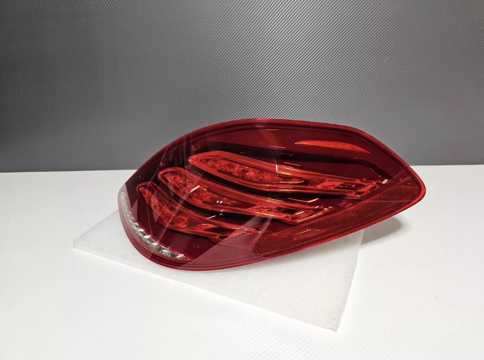 Luz trasera derecha LED OEM 2014 2015 2016 2017 MERCEDES-BENZ S 550 S600 S63 AMG 2014 Foto 4 de 4