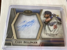 2021 Cody Bellinger Topps Tier One Clear One Auto /10
