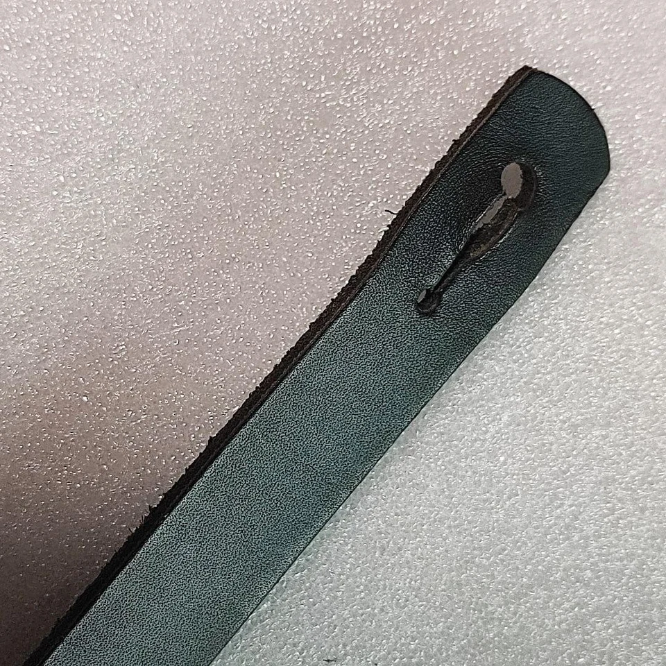 Guitarra YAMAHA pulseira de couro baixo fino B739 - Imagem 2 de 4