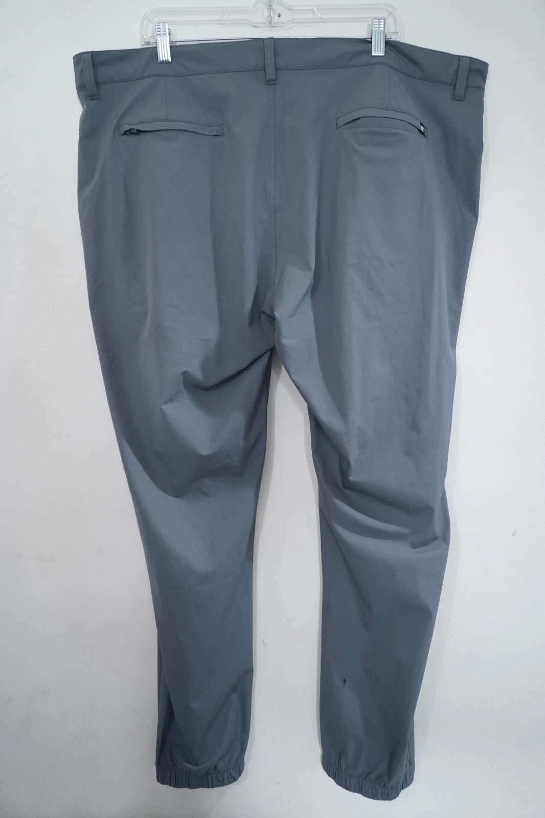 TravisMathew Size 42x30 Jogger Pants Gray Stretch Performance Golf Men
