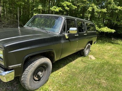 1991 Chevrolet Suburban V2500
