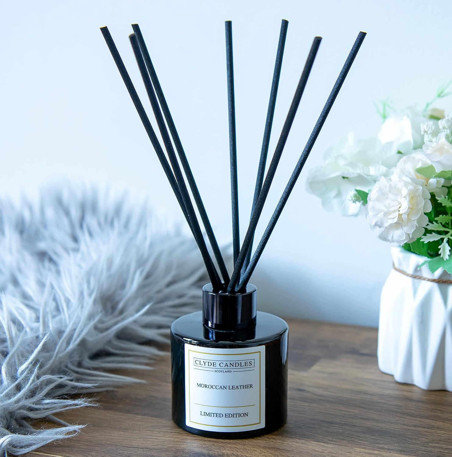 Moroccan Leather Reed Diffuser - Clyde Candles, Diffuser Oil with a Set of 7 Fib
