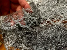 vintage metallic lace 1 3/4" scallop crochet 1yd made in France