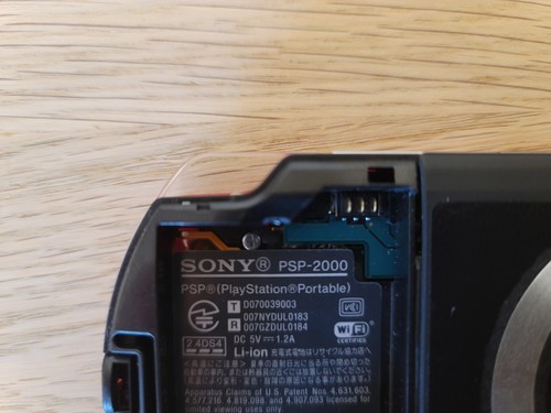 PSP-2000 Gundam Gihren Yabou Axis Neo Zeon Region Sony - Picture 7 of 8