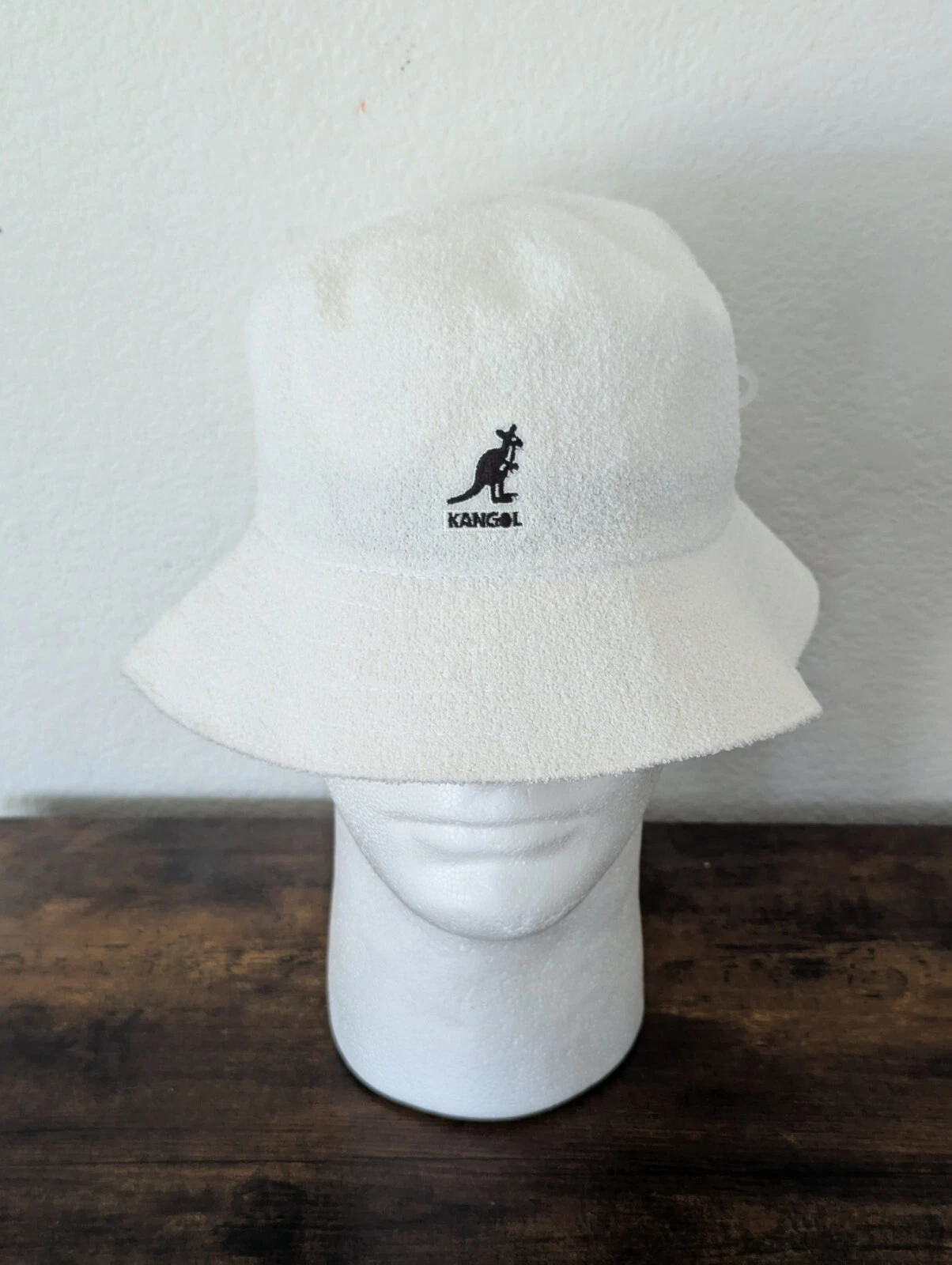 Kangol Bucket Hat Size Small White Bermuda Hip Hop 80s 90s Streetwear NYC Rap