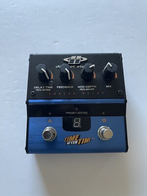 Decibel 11 Eleven Time After Time Digital Delay Programmable Guitar Effect Pedal