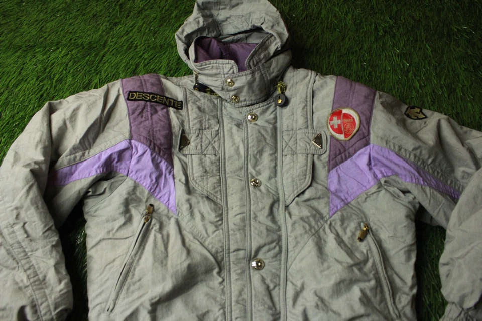 DESCENTE ORIGINAL SWISS SWITZERLAND TEAM WOMEN SKI VINTAGE 1989 JACKET SIZE 36 - Image 3 of 4
