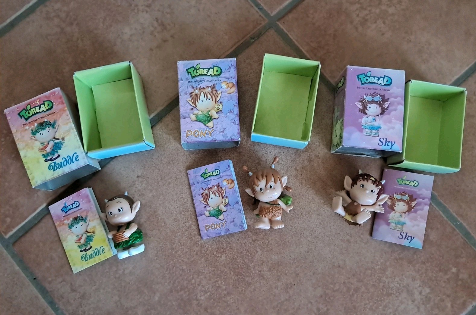 SKY, BUDDLE, PONY TOREAD PICCOLI FOLLETTI DELLA FORESTA MINI FIGURE CON BOX LOT