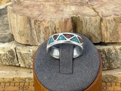 Vintage Navajo Sterling Silver Turquoise and Coral Band sz 8.75--2752.25