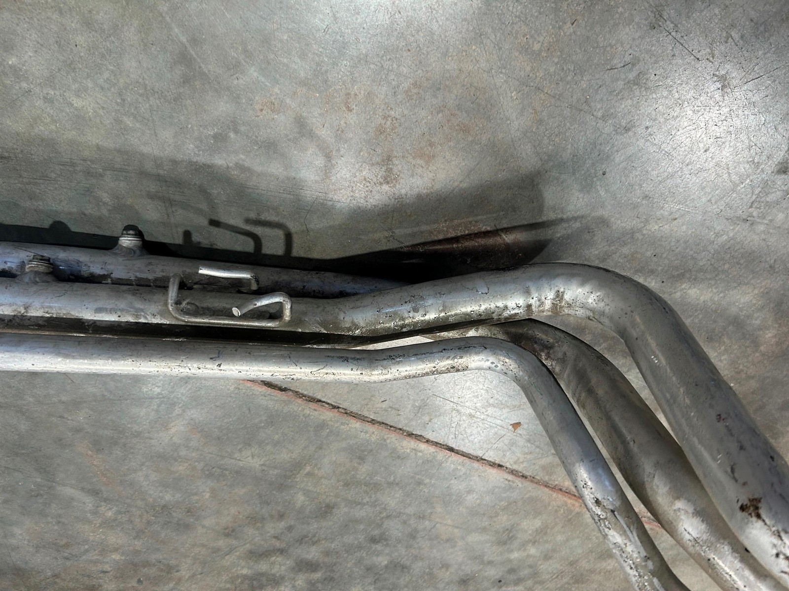 1991-2005 ACURA NSX CENTER TUNNEL COOLANT PIPES REAR WATER PIPES 19510-PR7-A00